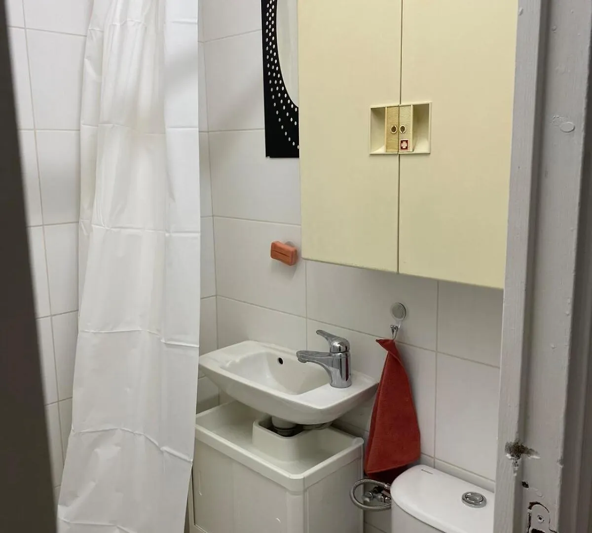Loge, Studio Facing Gare Du Nord Париж Франция